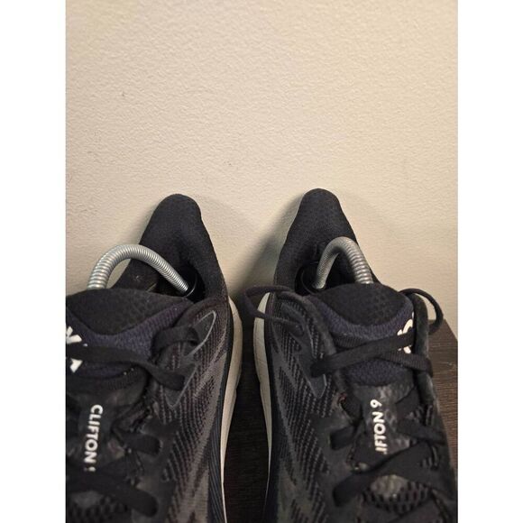 Hoka One One Mens Clifton 9 1127895 BWHT Black Running Shoes Sneakers Size 10 D